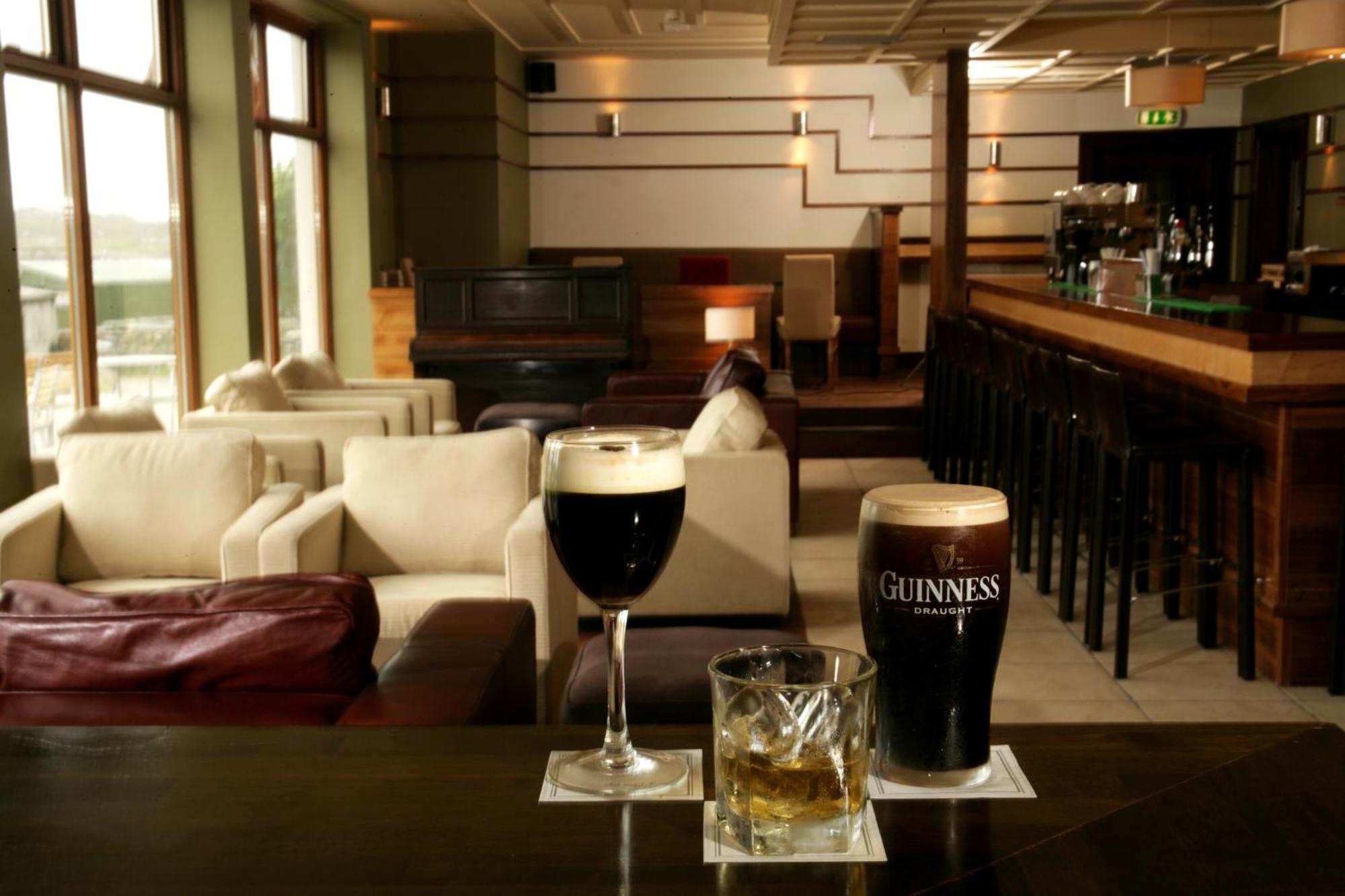 Inishbofin House Hotel Exterior photo